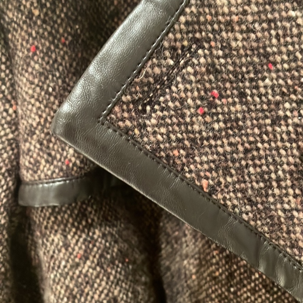 Sold Micheal kors tweed peacoat jacket with vegan leather but real fur looks - Picture 2 of 8